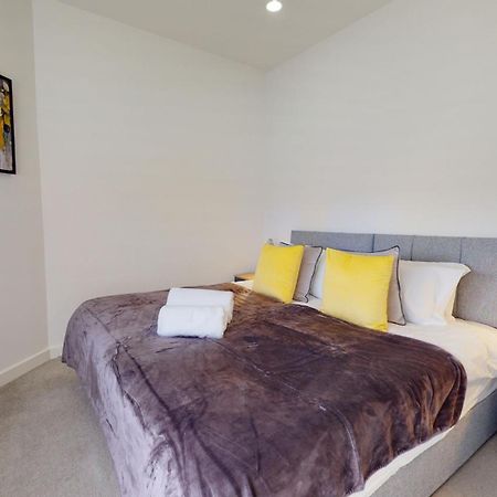 Luxury Apartment - Town Centre North ستيفنيج المظهر الخارجي الصورة